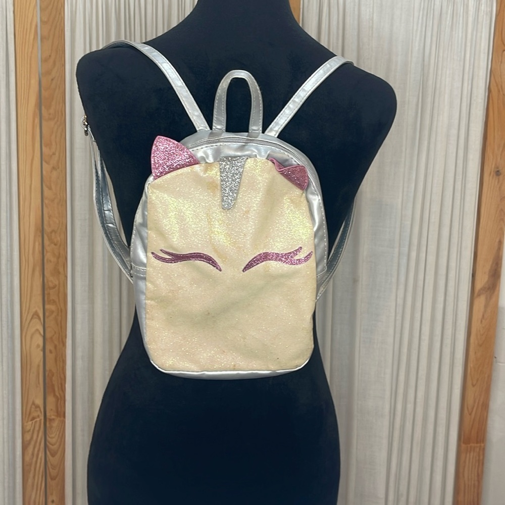 Brand unknown girls unicorn backpack